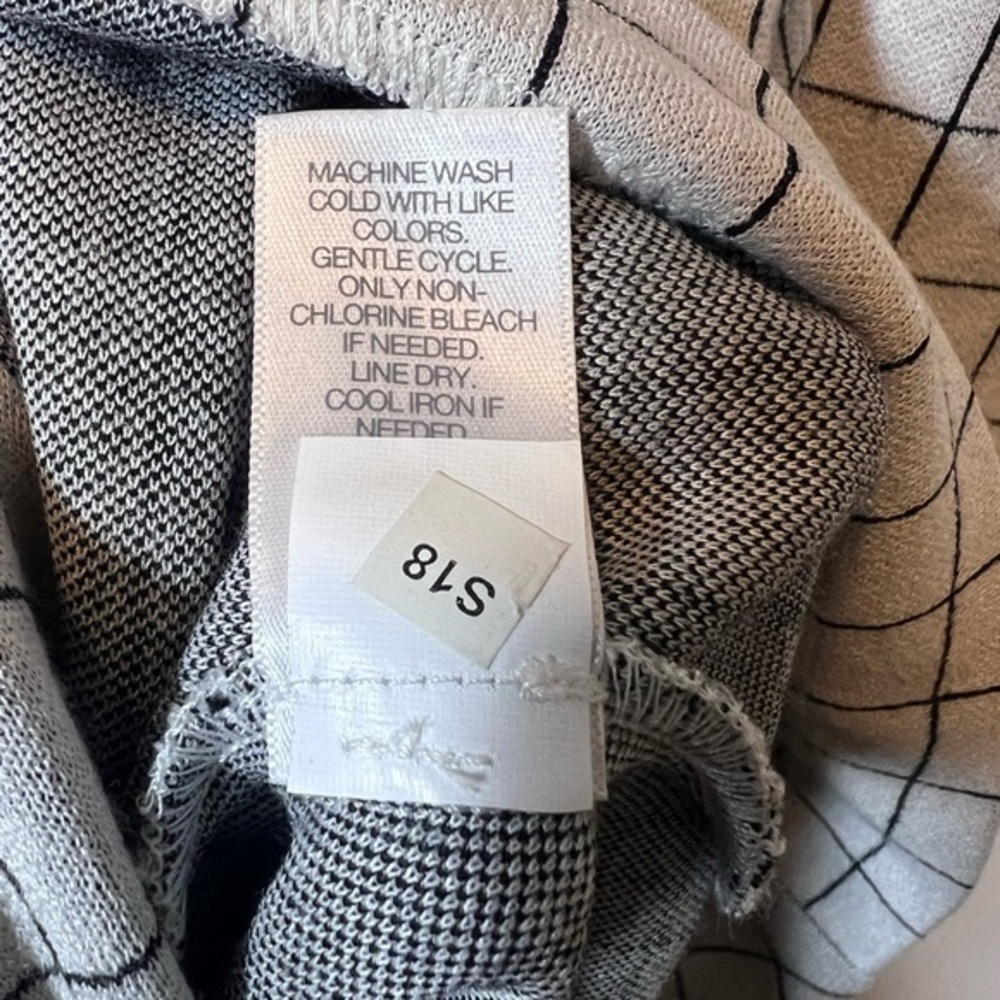 J Jill Ponte Knit Small Petite Black Gray Check 3/4 Sleeve Pullover Tunic - Picture 6 of 6